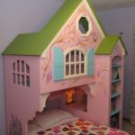 Dollhouse Bed